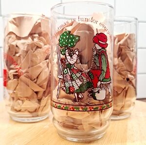 Set of 4 vintage 1978 Holly Hobbie and Robby Christmas Limited Edition